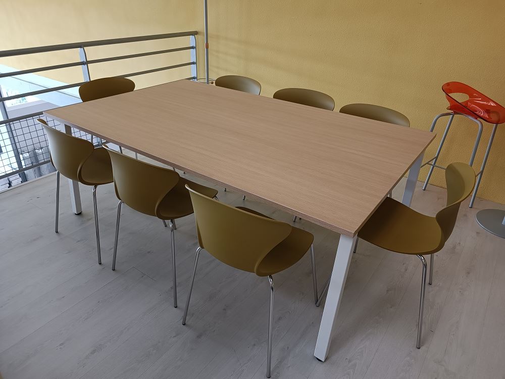 Table de réunion gamme TORII
L 200 x P 120 cm